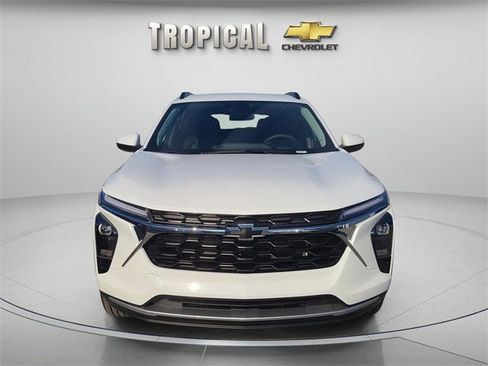 New 2026 Chevrolet Trax LT image 8