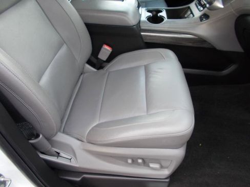 Used 2018 Chevrolet Tahoe LT w/ Luxury Package image 19