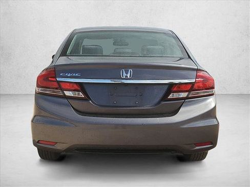 Used 2015 Honda Civic SE image 7