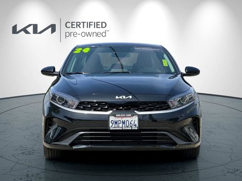 Certified 2024 Kia Forte LXS FWD image 9