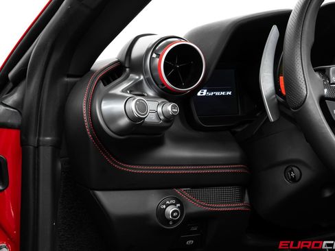 Used 2021 Ferrari F8 Tributo RWD image 32