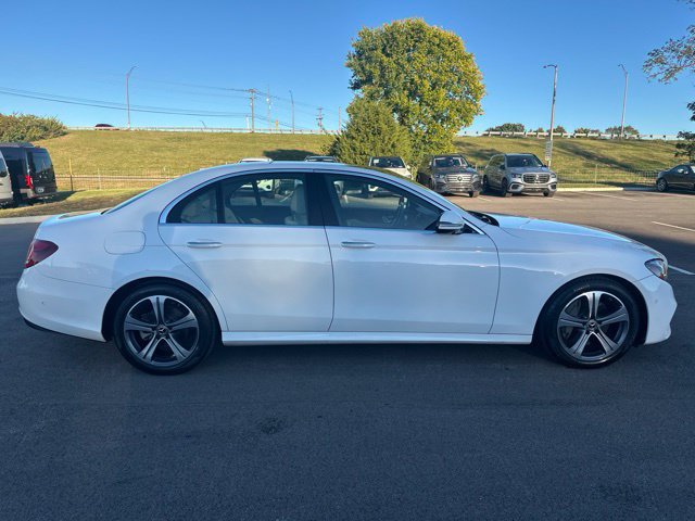 Used 2020 Mercedes-Benz E 350 4MATIC Sedan image 4