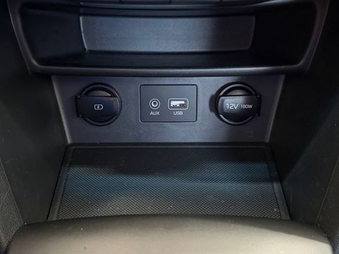 Used 2021 Hyundai Kona SE FWD image 24
