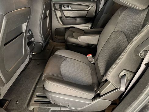 Used 2015 Chevrolet Traverse LT AWD/4WD image 21