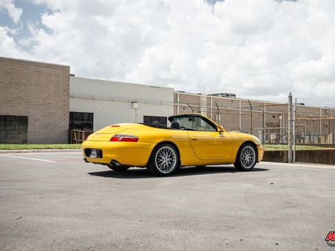 Used 2000 Porsche 911 Carrera 4 image 54