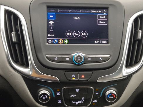 Used 2024 Chevrolet Equinox LS w/ LS Convenience Package image 25