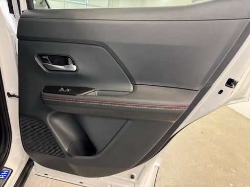 New 2025 Nissan Kicks SR w/ Illumination Package image 22