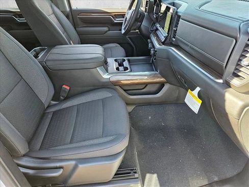 New 2026 Chevrolet Silverado 2500 LT w/ Trail Boss Package image 15