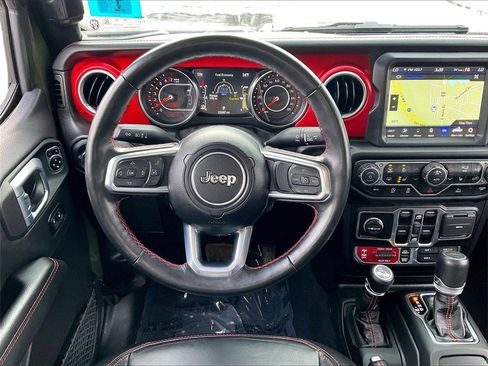 Used 2022 Jeep Gladiator Rubicon w/ Cold Weather Group image 16