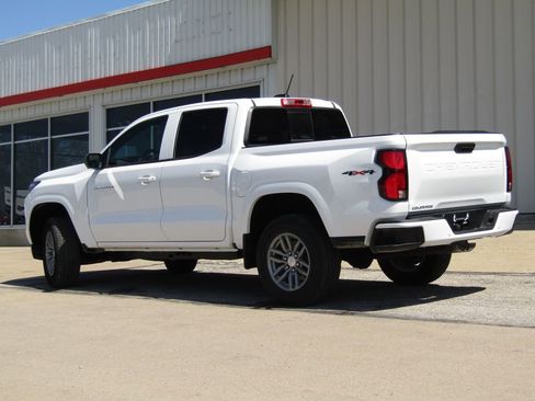 New 2026 Chevrolet Colorado LT image 10