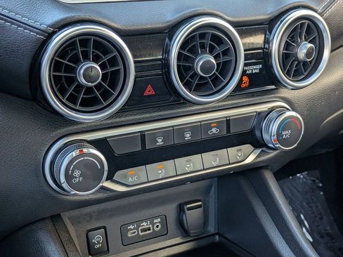 Used 2025 Nissan Sentra SV image 17