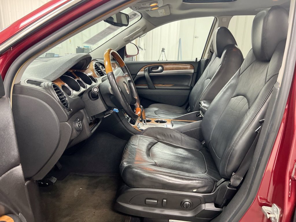 Used 2010 Buick Enclave CXL FWD image 19