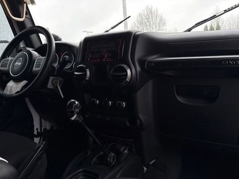 Used 2017 Jeep Wrangler Sport image 23