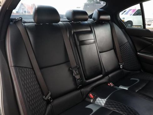 Used 2018 INFINITI Q50 Red Sport 400 w/ Sensory Package (Sport) RWD image 17