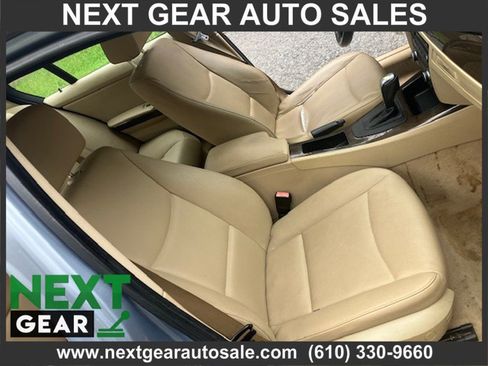 Used 2009 BMW 328i xDrive Sedan AWD/4WD image 6