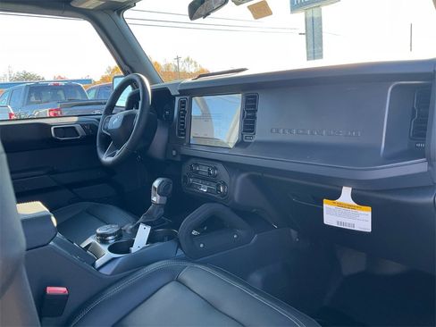 New 2025 Ford Bronco Big Bend w/ Black Diamond Package image 12