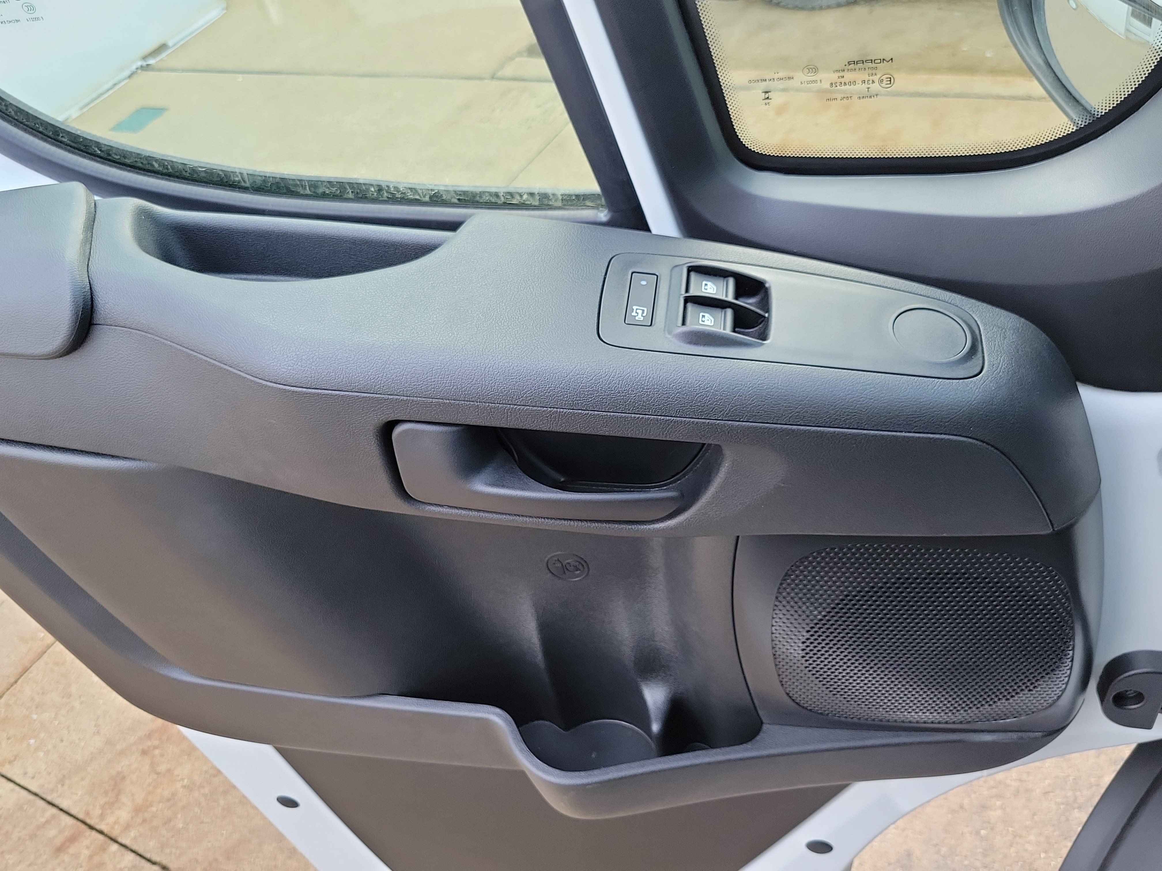 Used 2025 RAM ProMaster 2500 w/ Cold Weather Group FWD image 7