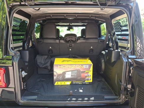 Used 2021 Jeep Wrangler Unlimited Rubicon w/ Trailer Tow Package AWD/4WD image 28