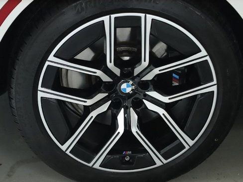 Used 2025 BMW 740i xDrive image 12