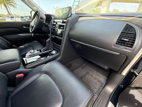 Used 2022 INFINITI QX80 Premium Select w/ All-Season Package image 15