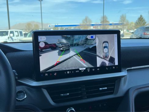 Certified 2025 Ford Explorer ST-Line w/ Premium Package image 39