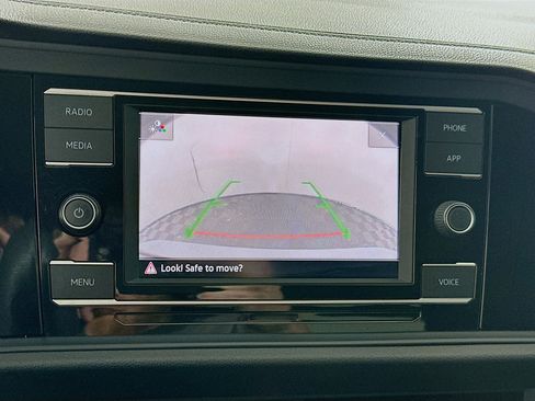 Used 2023 Volkswagen Jetta S image 22