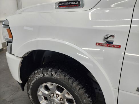 Used 2022 RAM 2500 Laramie image 29