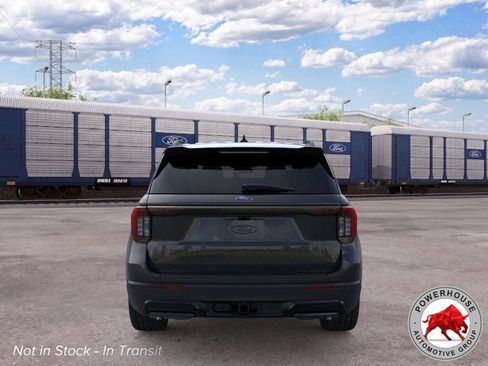 New 2026 Ford Explorer ST-Line w/ ST-Line Street Pack RWD image 5