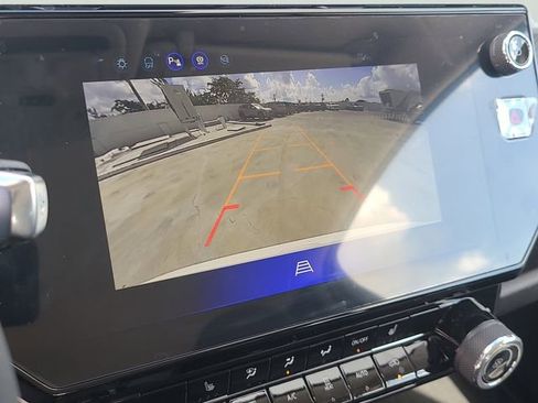 New 2027 Chevrolet Bolt LT w/ Comfort Package image 27