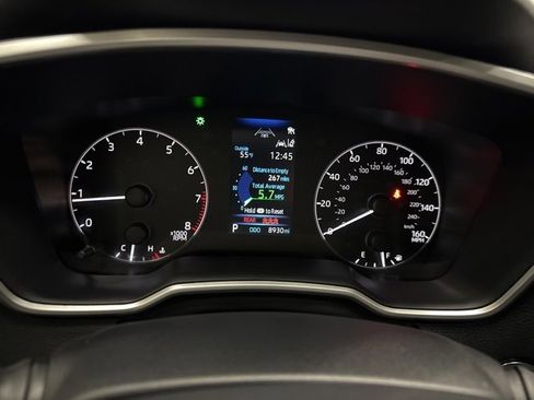 Used 2025 Toyota Corolla SE image 18