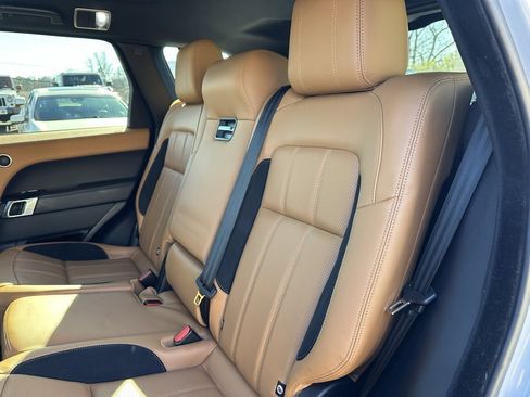 Used 2019 Land Rover Range Rover Sport Supercharged image 24