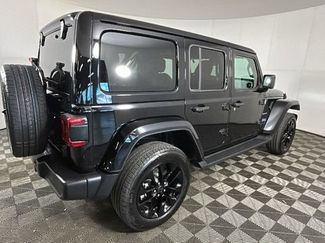 Used 2024 Jeep Wrangler Unlimited Sahara AWD/4WD video 2