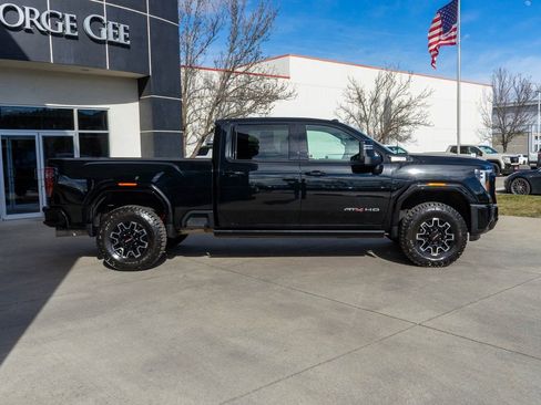 Used 2024 GMC Sierra 2500 AT4 w/ AT4 Premium Plus Package image 8