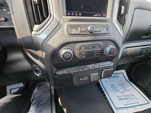 New 2026 Chevrolet Silverado 1500 Custom image 19