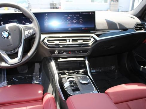 Used 2023 BMW 330i Sedan w/ Convenience Package RWD image 14