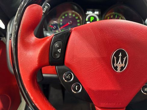 Used 2015 Maserati GranTurismo Sport image 68