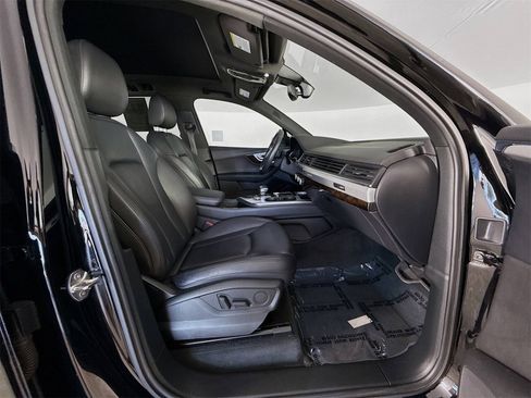 Used 2019 Audi Q7 2.0T Premium Plus w/ Premium Plus Package image 31