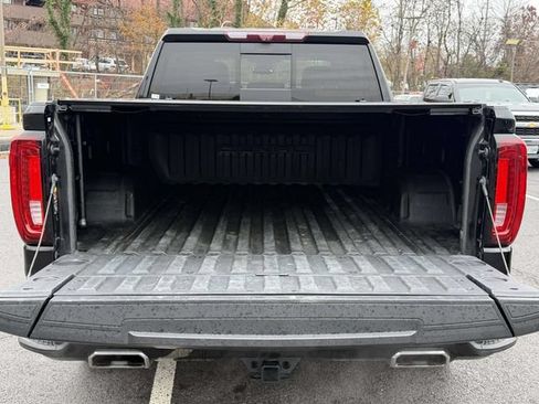 Used 2023 GMC Sierra 1500 Denali w/ Denali Reserve Package AWD/4WD image 9
