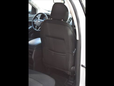 Used 2018 Ford Edge SEL FWD image 27
