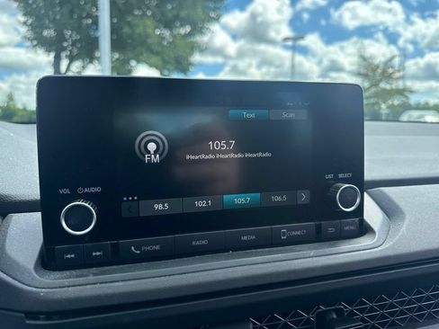 Used 2024 Honda Accord LX image 23
