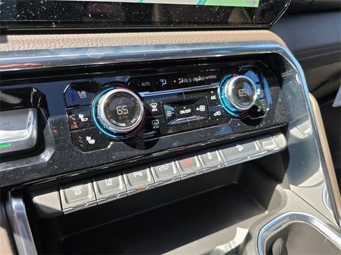 New 2025 GMC Sierra 2500 Denali w/ Technology Package image 30