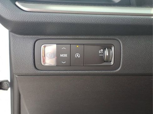 New 2026 Chevrolet Traverse LT w/ LPO, Floor Liner Package image 14