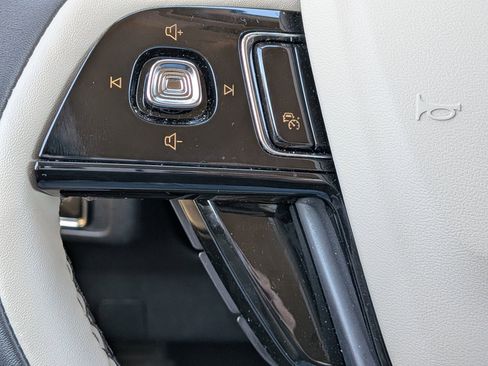 Certified 2025 Lincoln Corsair Premiere w/ Equipment Group 101A image 29