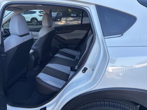 Used 2023 Subaru Crosstrek 2.5i Limited w/ Moonroof Package image 5