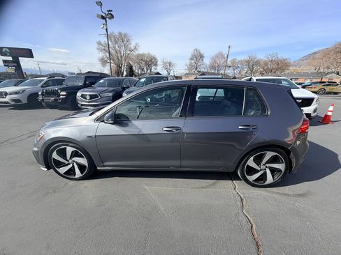 Used 2018 Volkswagen Golf 4-Door AWD/4WD image 7