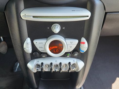 Used 2008 MINI Cooper Hardtop w/ Premium Pkg FWD image 38