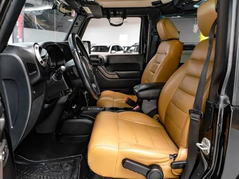 Used 2012 Jeep Wrangler Sport AWD/4WD image 4
