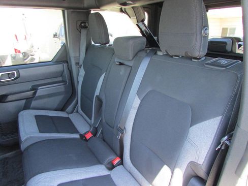 Used 2025 Ford Bronco Big Bend AWD/4WD image 31