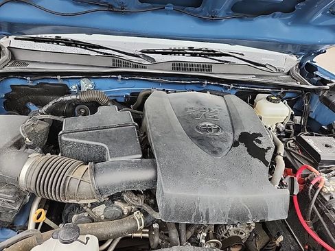 Used 2018 Toyota Tacoma TRD Pro AWD/4WD image 50