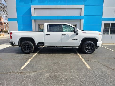 Used 2023 Chevrolet Silverado 2500 LTZ w/ LTZ Plus Package image 8